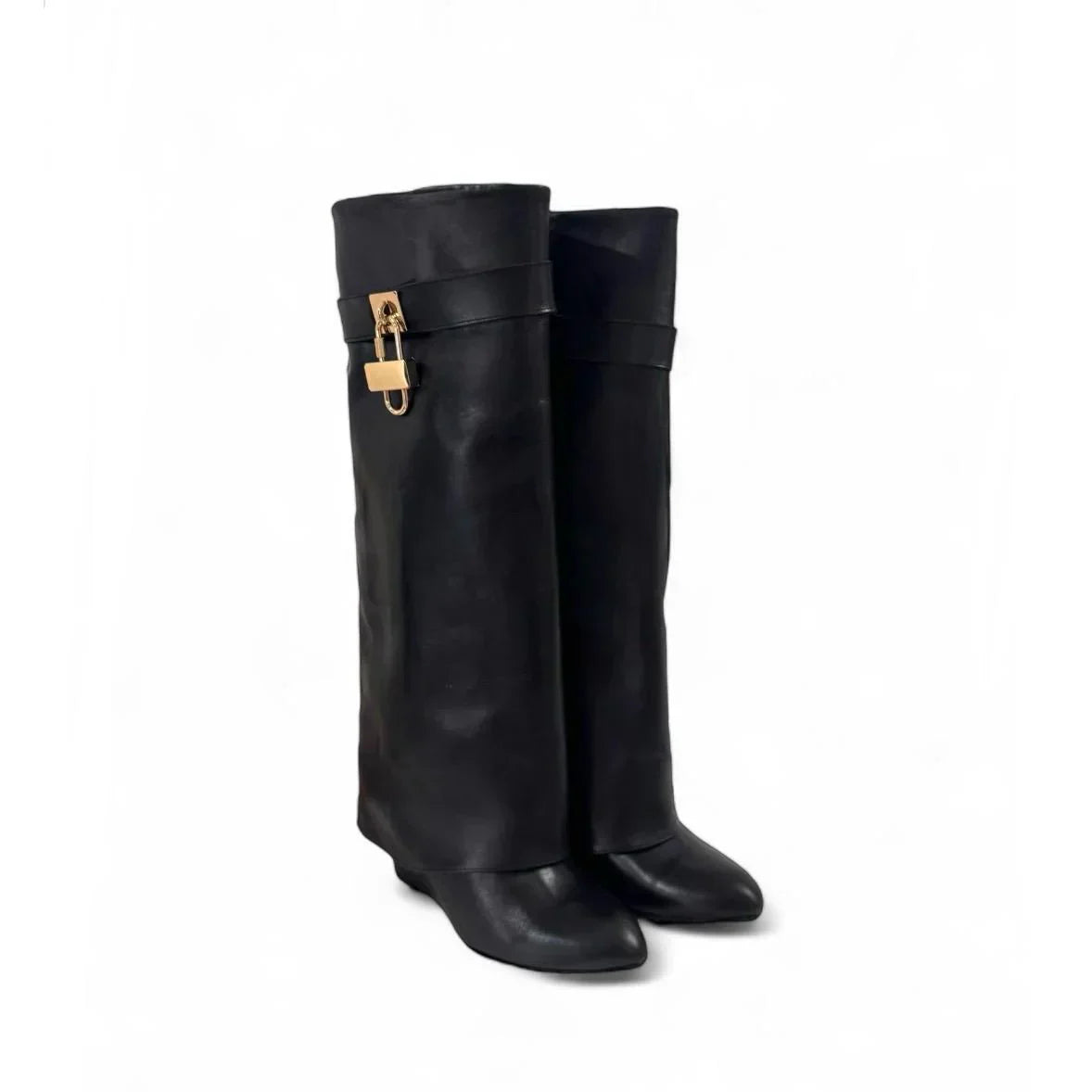 Leather boot with fold and gold charm